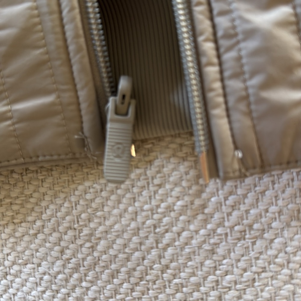 Lululemon jacket - Picture 3 of 3